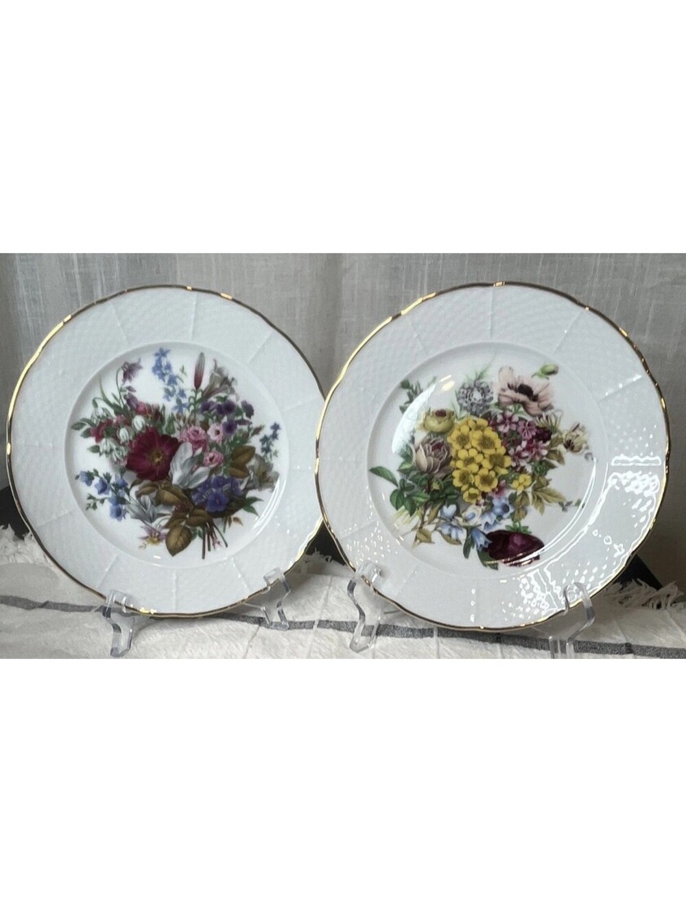Limoges Set of 2 Hand Painted Floral Porcelain Decorative Plates Gold Trim